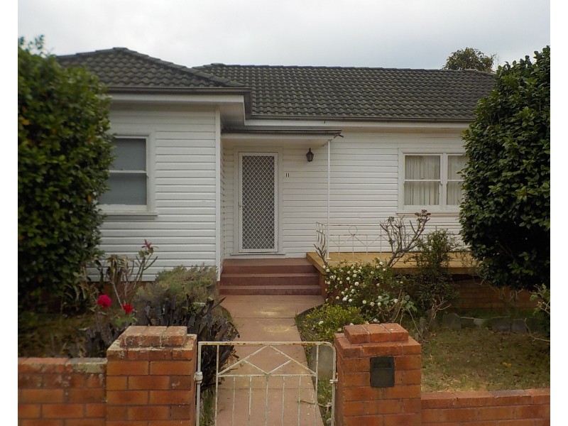11 Osborne Street, Nowra NSW 2541