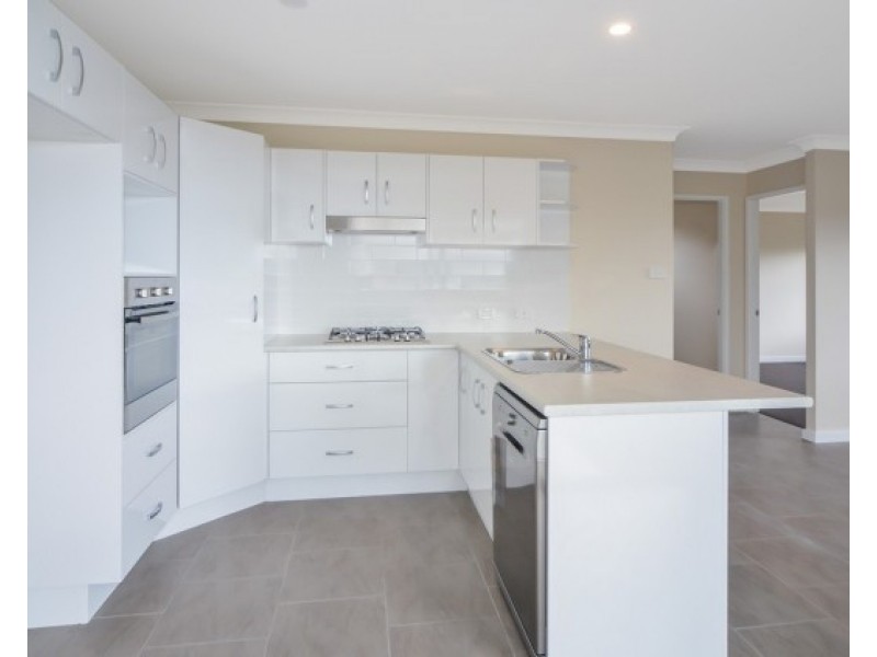 3/17 Banool Circuit, Bomaderry NSW 2541