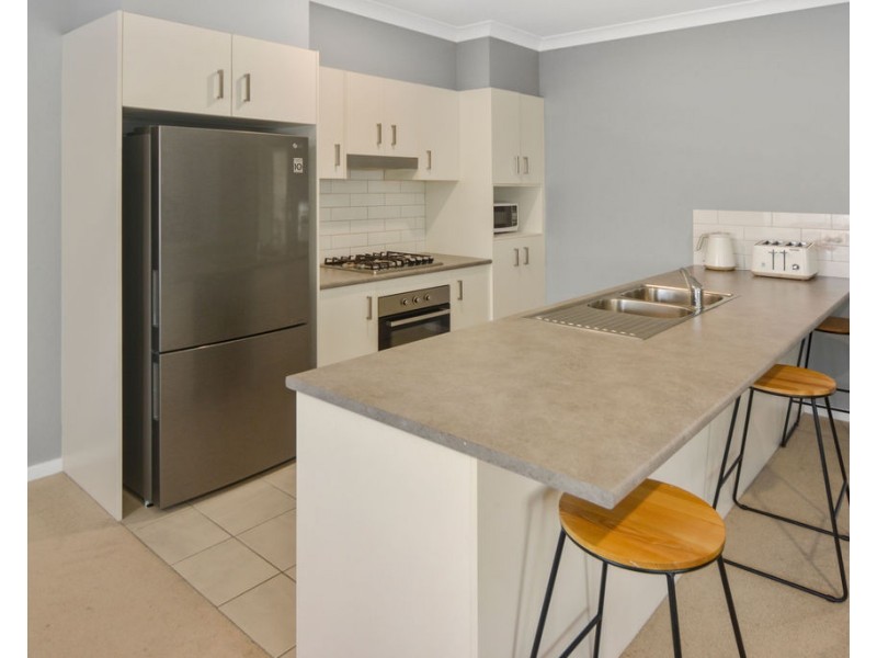26/33 Lynburn Avenue, Bomaderry NSW 2541