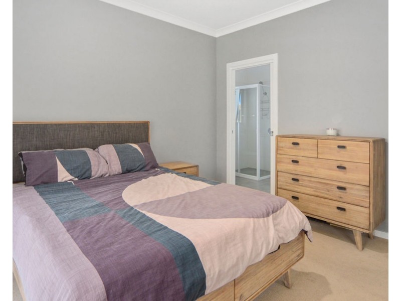 26/33 Lynburn Avenue, Bomaderry NSW 2541