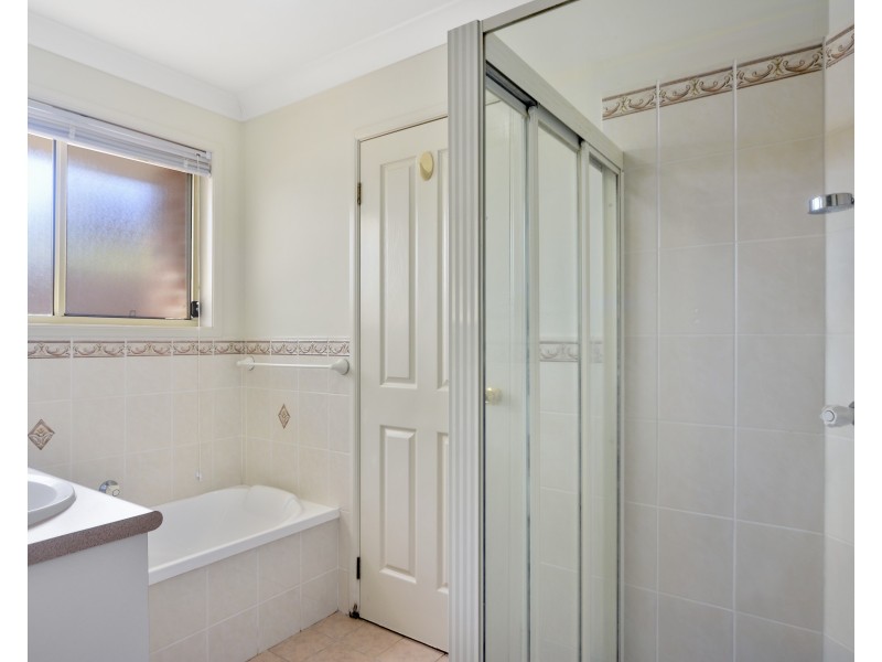 8/67 Brinawarr Street, Bomaderry NSW 2541