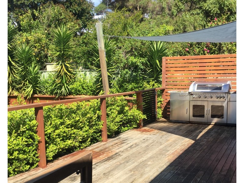 7 Peak Avenue, North Nowra NSW 2541
