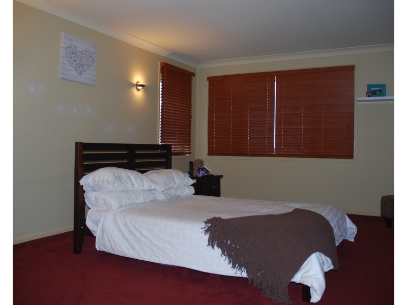 21 Royal Street, Worrigee NSW 2540