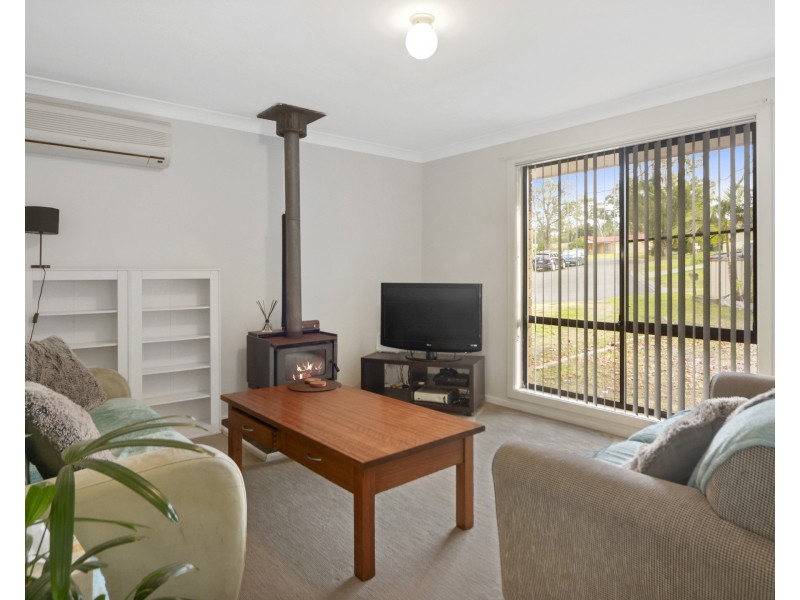 8 Beyeri Avenue, West Nowra NSW 2541