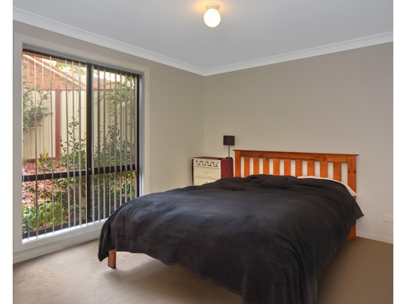 8 Beyeri Avenue, West Nowra NSW 2541
