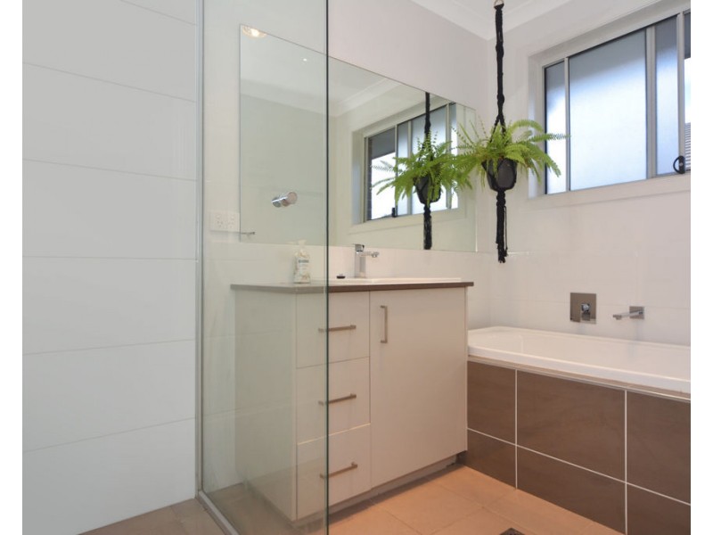 8 Firetail Street, South Nowra NSW 2541