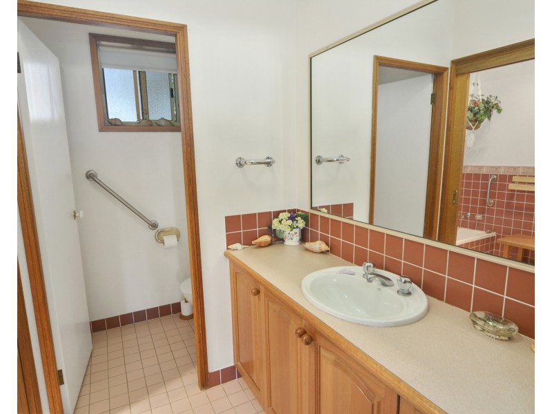 23 Asteria Street, Worrigee NSW 2540