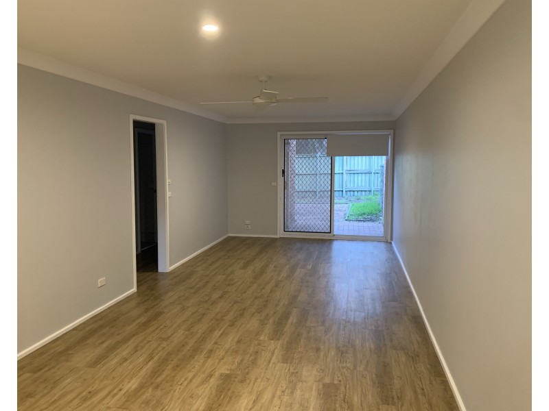 2/3 Hood Close, North Nowra NSW 2541