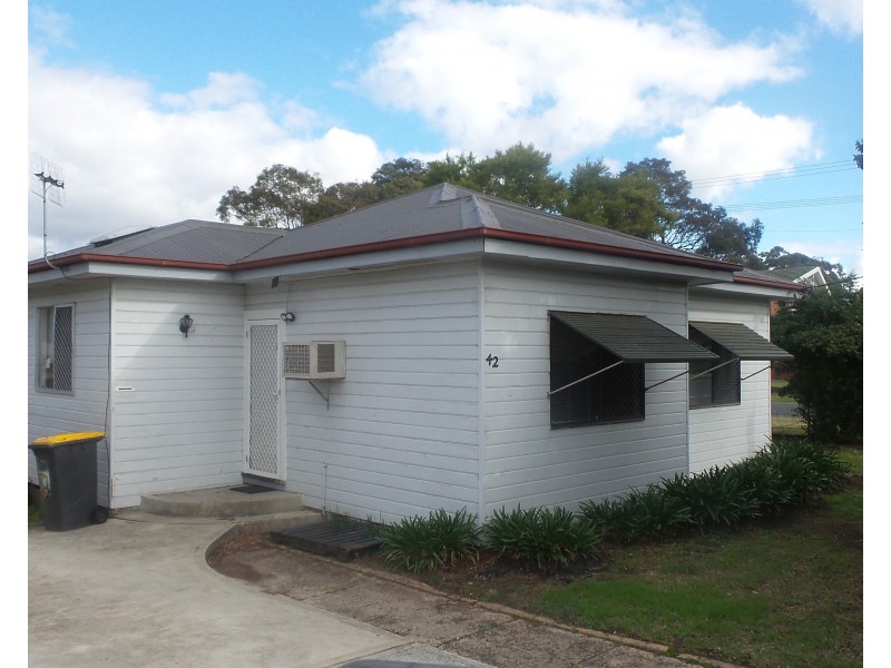 42 Bunberra Street, Bomaderry NSW 2541