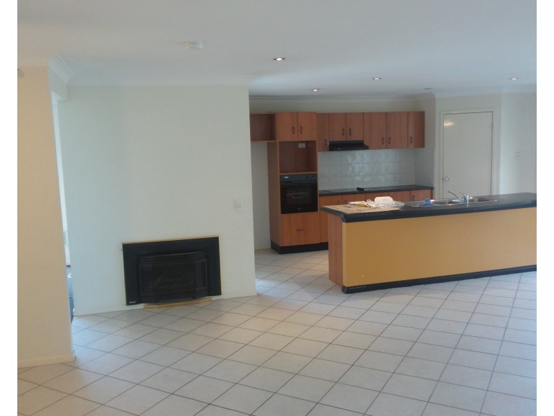 20 Hibiscus Place, Bomaderry NSW 2541