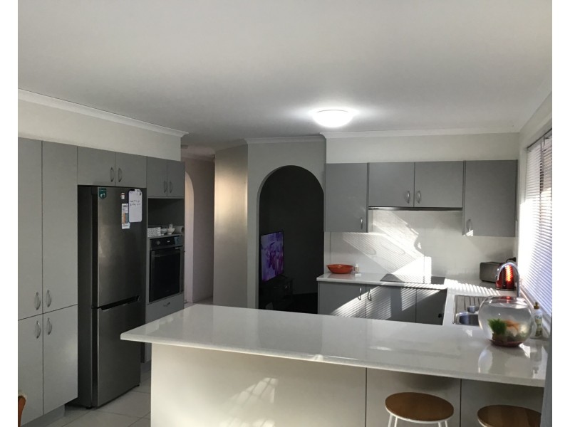 2 Groudle Glen, Bomaderry NSW 2541