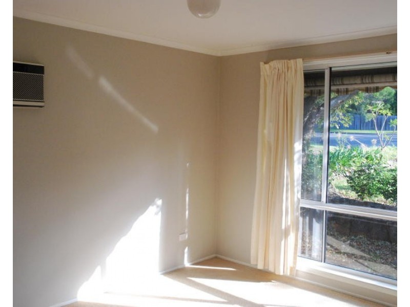 2 Groudle Glen, Bomaderry NSW 2541