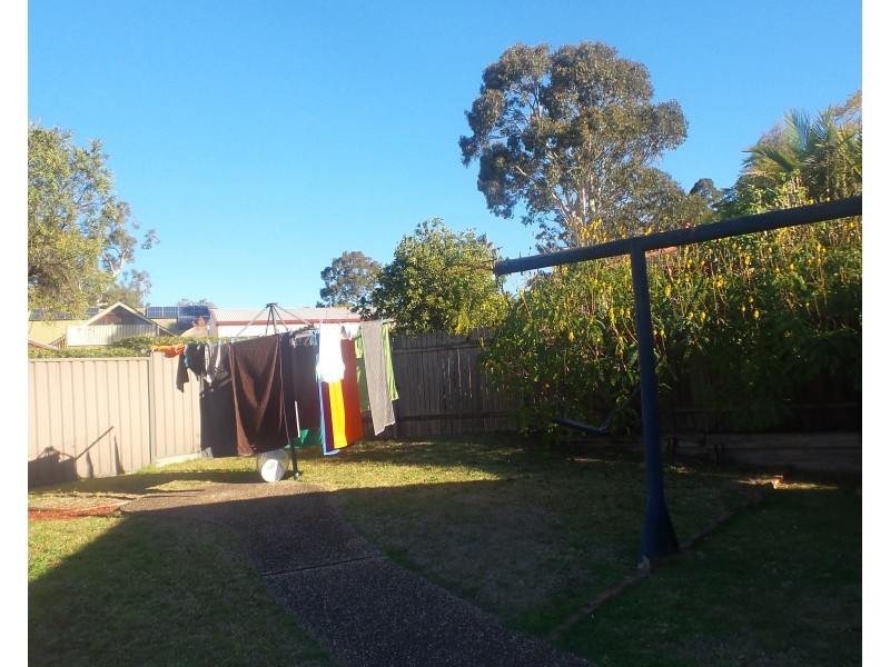 13 Regent Place, Bomaderry NSW 2541