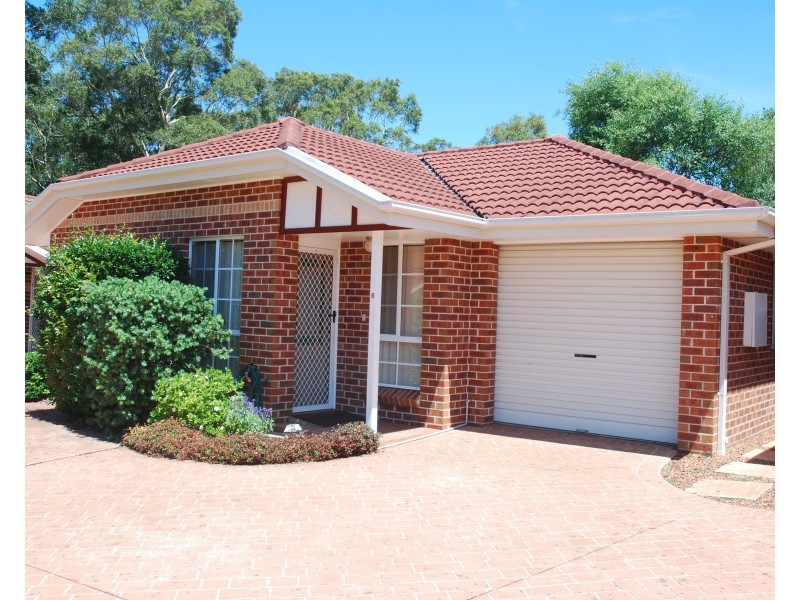 6/7 Hamilton Place, Bomaderry NSW 2541