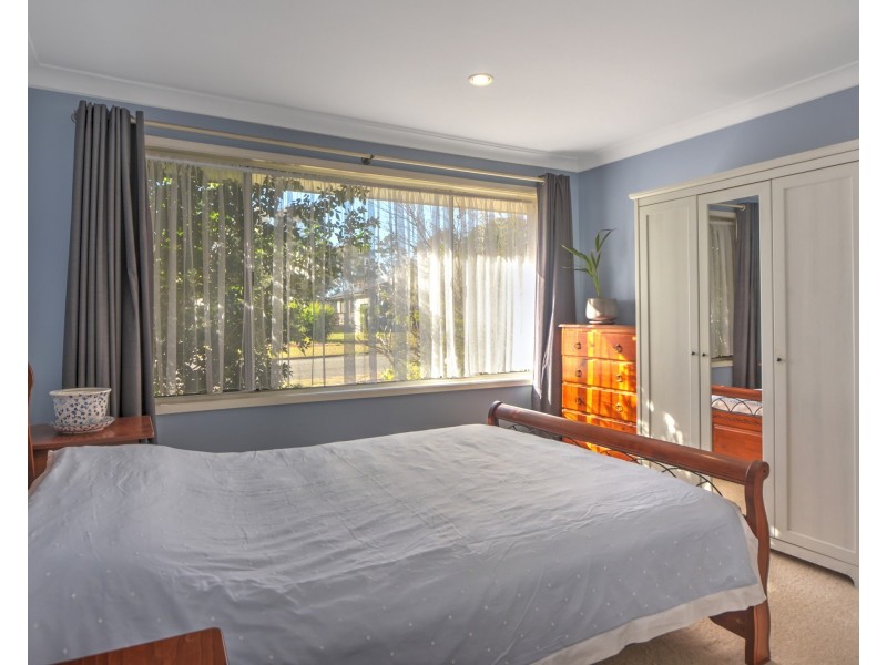 9 Bunderra Drive, Nowra NSW 2541