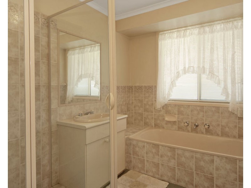 75 Coconut Drive, North Nowra NSW 2541