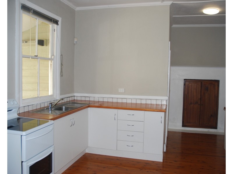 48 St Anns Street, Nowra NSW 2541