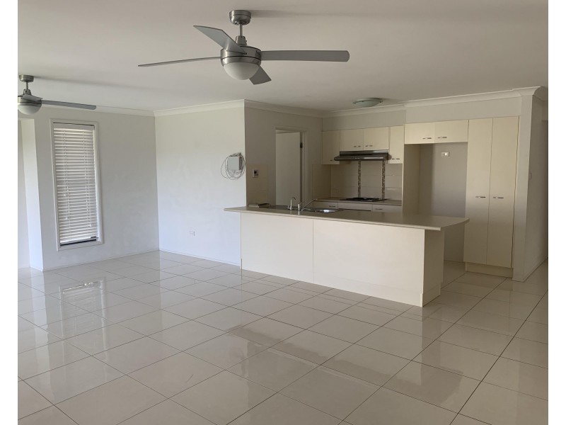38 Rannoch Drive, West Nowra NSW 2541