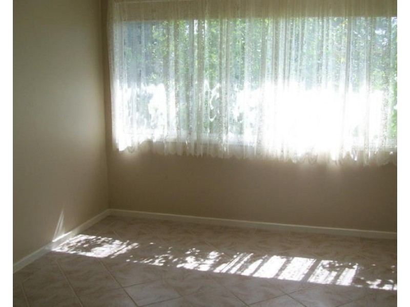 24 Lyrebird Drive, Nowra NSW 2541