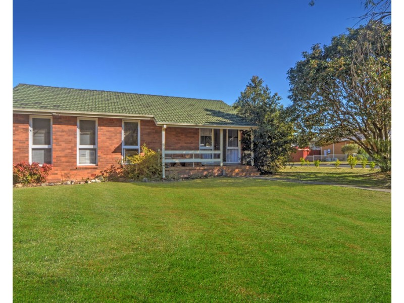 37 Mcdonald Avenue, Nowra NSW 2541