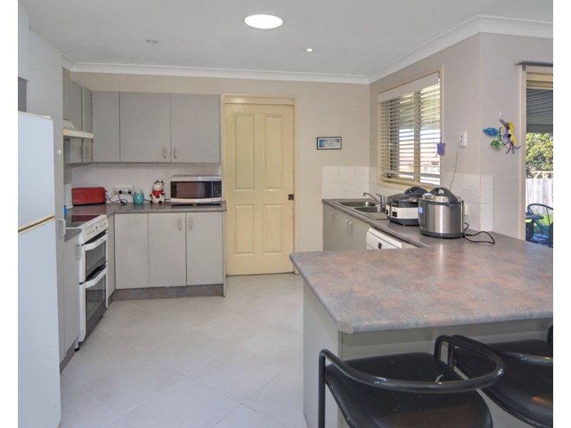 21 Hermes Crescent, Worrigee NSW 2540