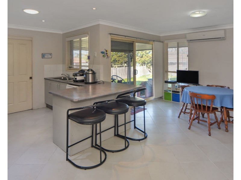 21 Hermes Crescent, Worrigee NSW 2540
