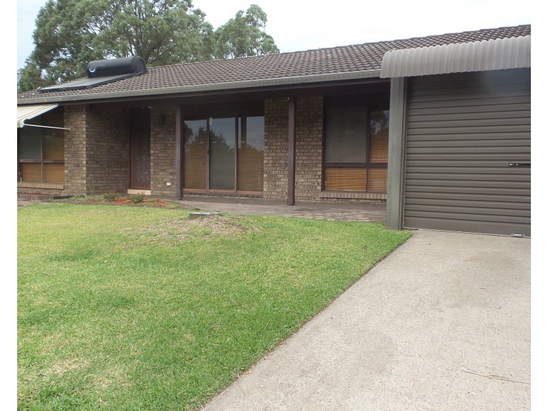 32 Park Road, Nowra NSW 2541