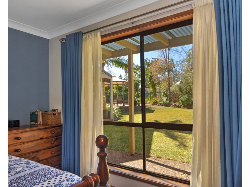 6 Arnheim Place, North Nowra NSW 2541