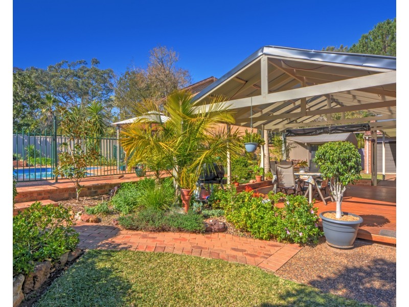 6 Arnheim Place, North Nowra NSW 2541