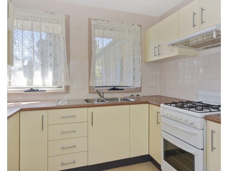 38 Kameruka Crescent, Nowra NSW 2541