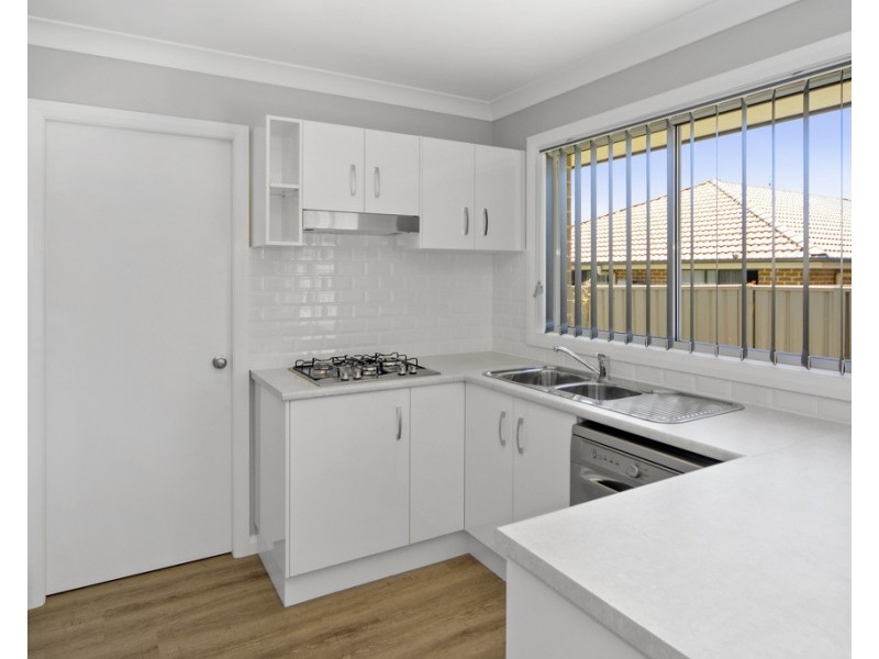 2/2 Elian Crescent, South Nowra NSW 2541