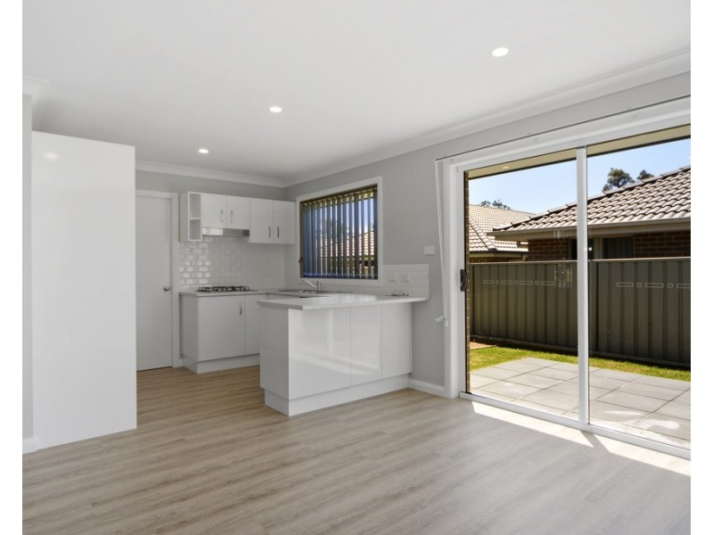 2/2 Elian Crescent, South Nowra NSW 2541