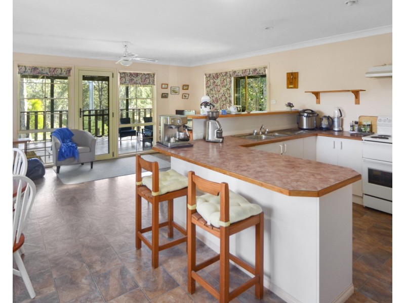 387 Princes Highway, Bomaderry NSW 2541