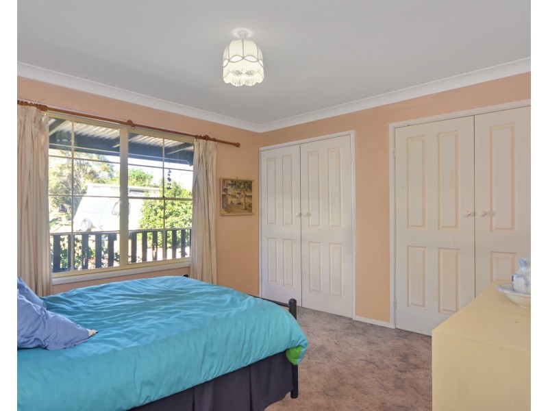 387 Princes Highway, Bomaderry NSW 2541