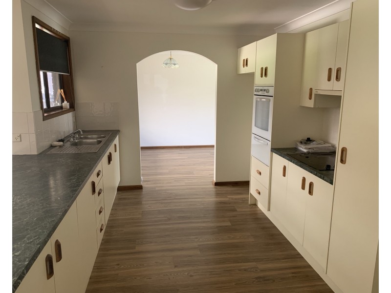 150 Yurunga Drive, North Nowra NSW 2541