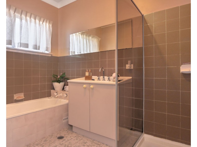 12 Hockey Street, Nowra NSW 2541