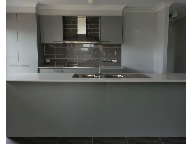 16 Compass Street, Vincentia NSW 2540