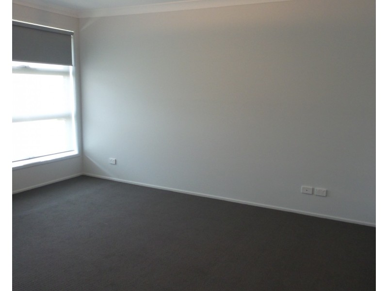 16 Compass Street, Vincentia NSW 2540