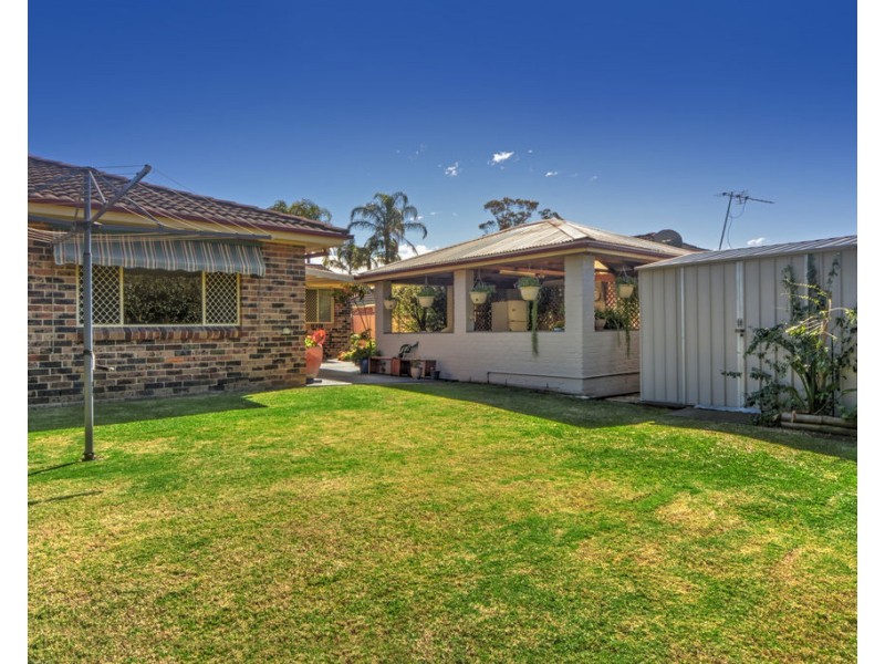 54 Jasmine Drive, Bomaderry NSW 2541