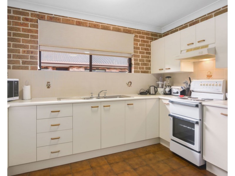 6/5 David Place, Bomaderry NSW 2541