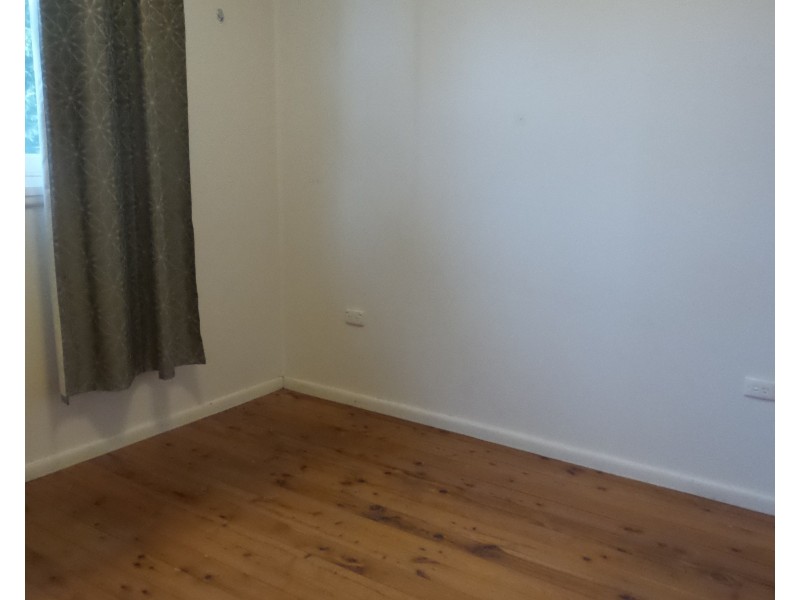 27 Page Avenue, North Nowra NSW 2541