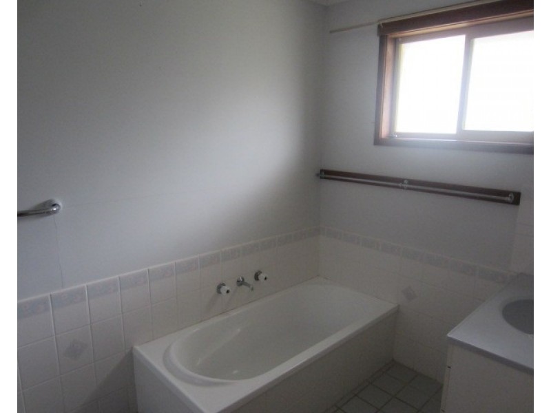 112 McMahons Road, North Nowra NSW 2541