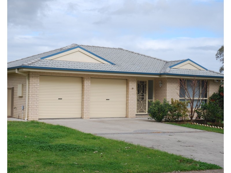 33 Golden Grove, Worrigee NSW 2540