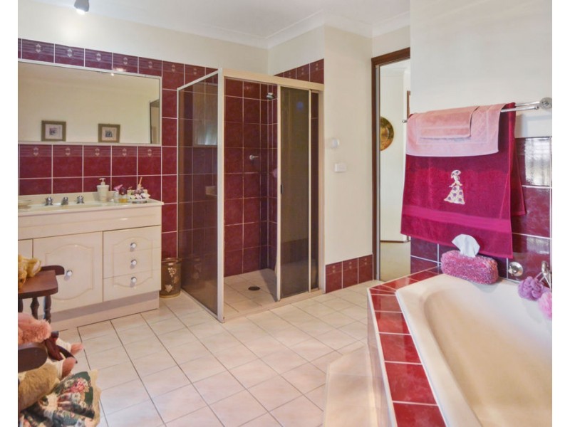 11 Rouse Avenue, Cambewarra NSW 2540