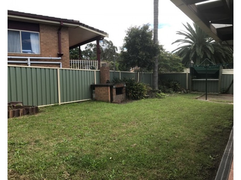 5 Jasmine Drive, Bomaderry NSW 2541