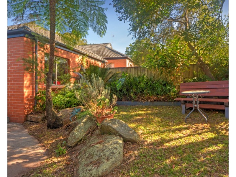 8/33 Lynburn Avenue, Bomaderry NSW 2541