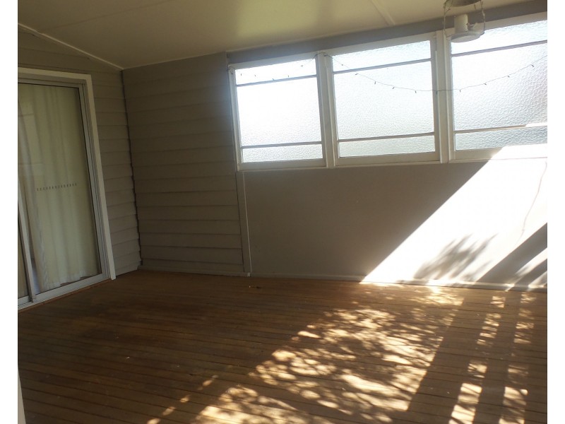 135 Plunkett Street, Nowra NSW 2541
