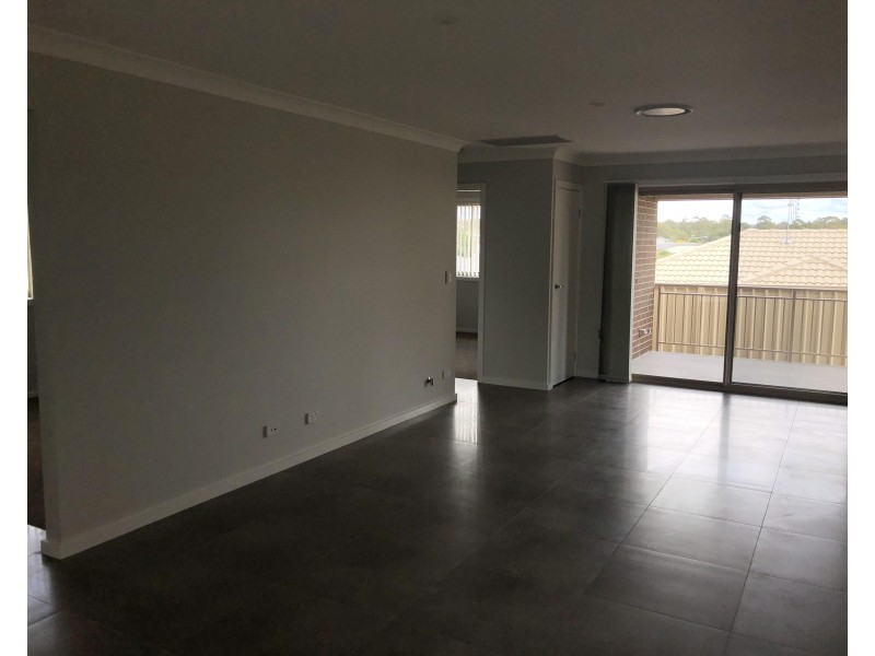 3/19 Sugarwood Road, Worrigee NSW 2540