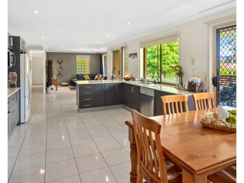 72 Coconut Drive, North Nowra NSW 2541