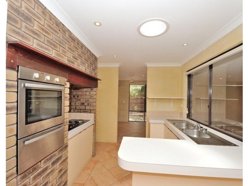 44 Minderoo Crescent, Golden Bay WA 6174